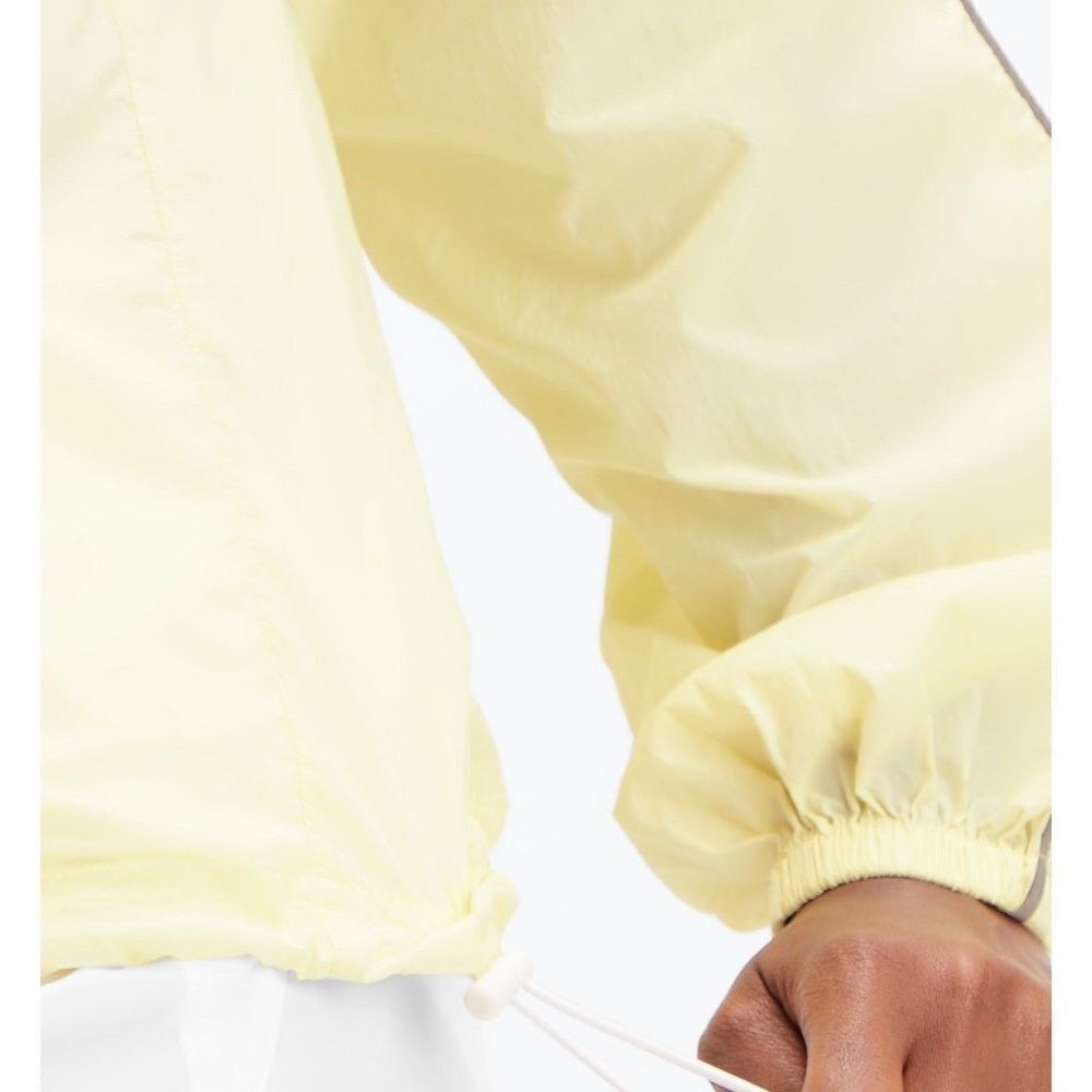 Fabletics Oversized Flyweight Windbreaker size Medium - Picture 3 of 7